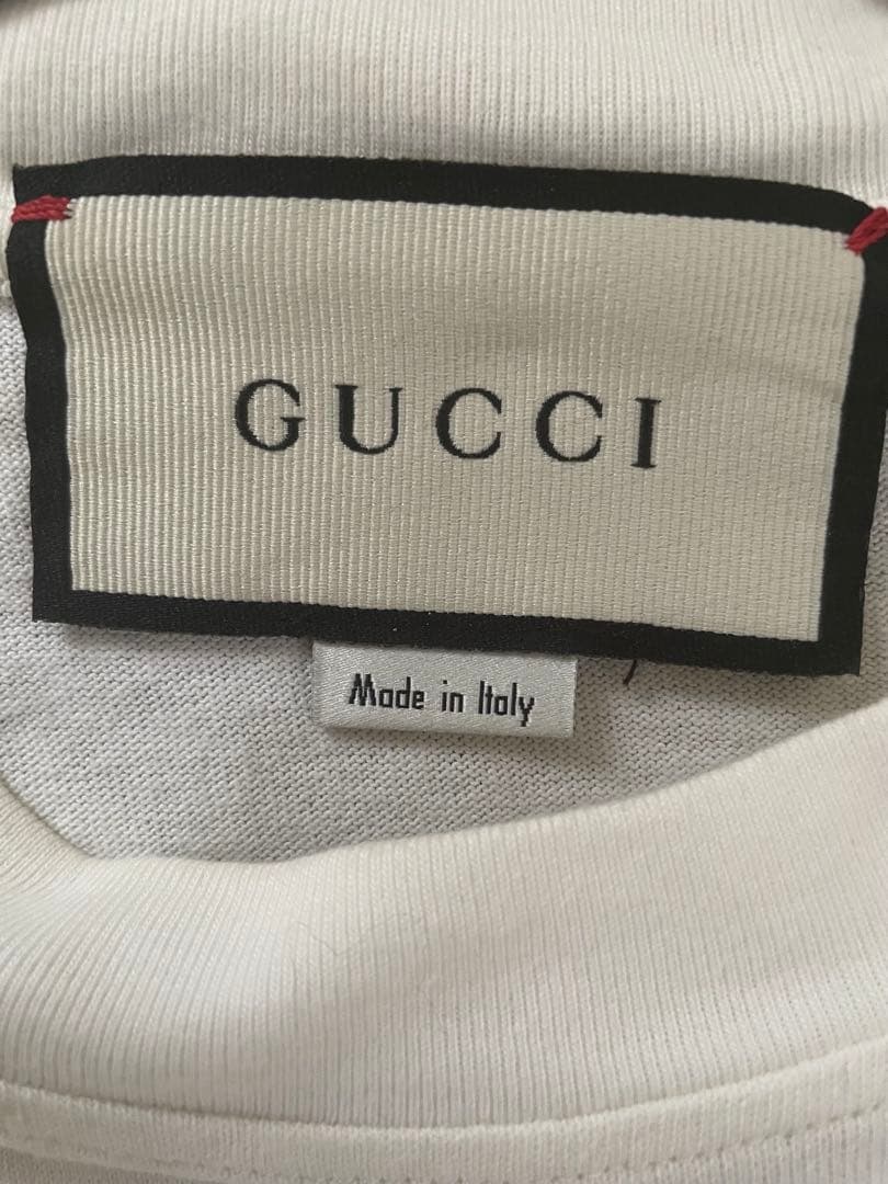 GUCCI Tシャツ　未使用に近い