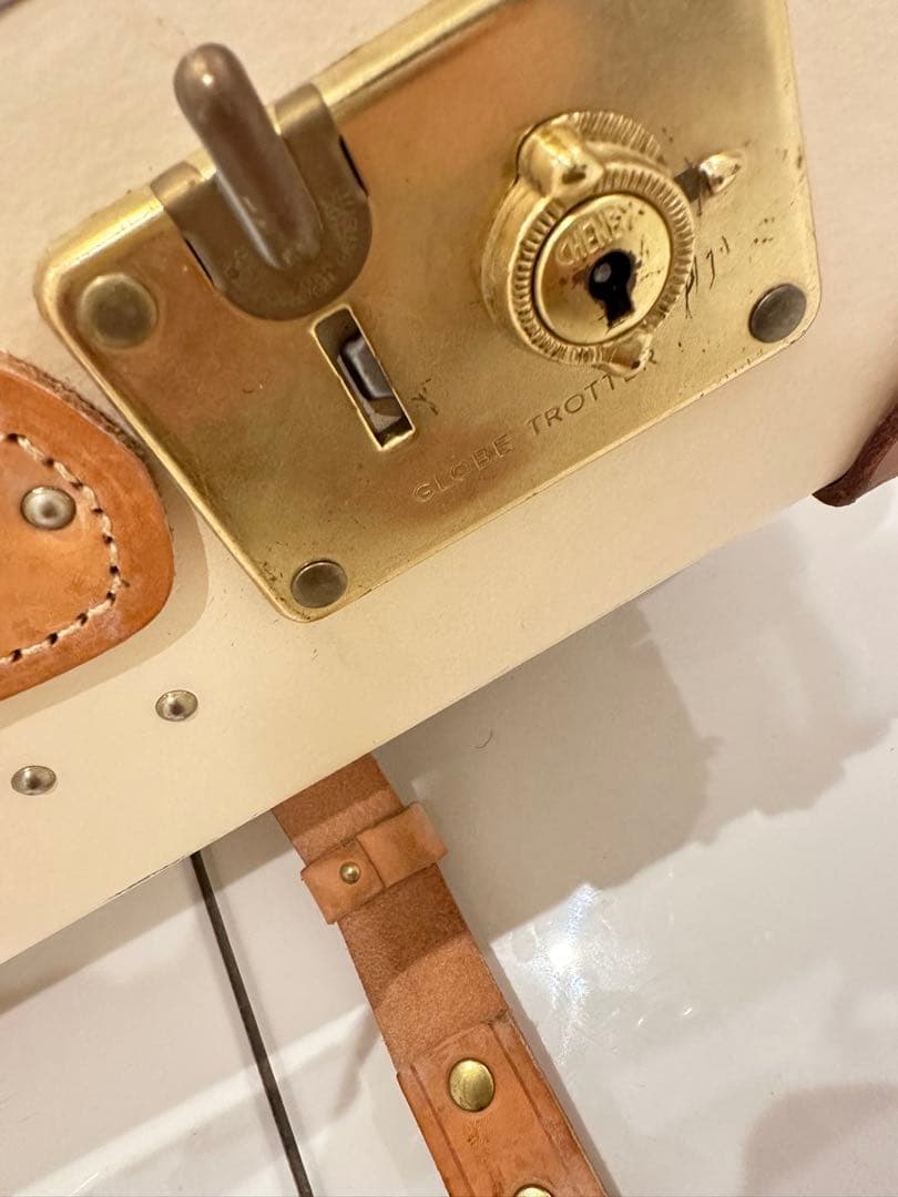 GLOBE-TROTTER グローブトロッター　SAFARI　スーツケース