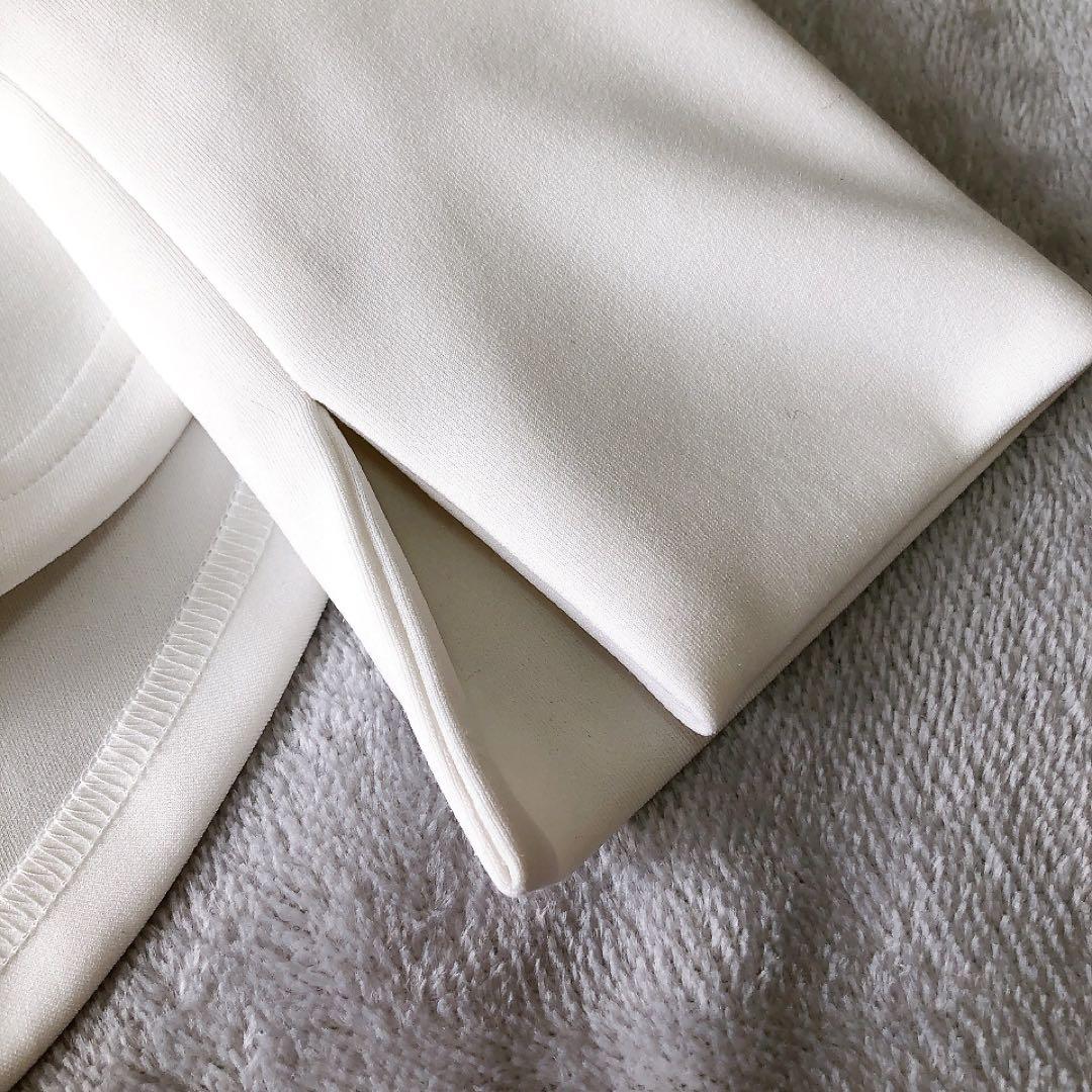 【美品】リヴドロワ ダンボールポンチョプルオーバー ホワイト