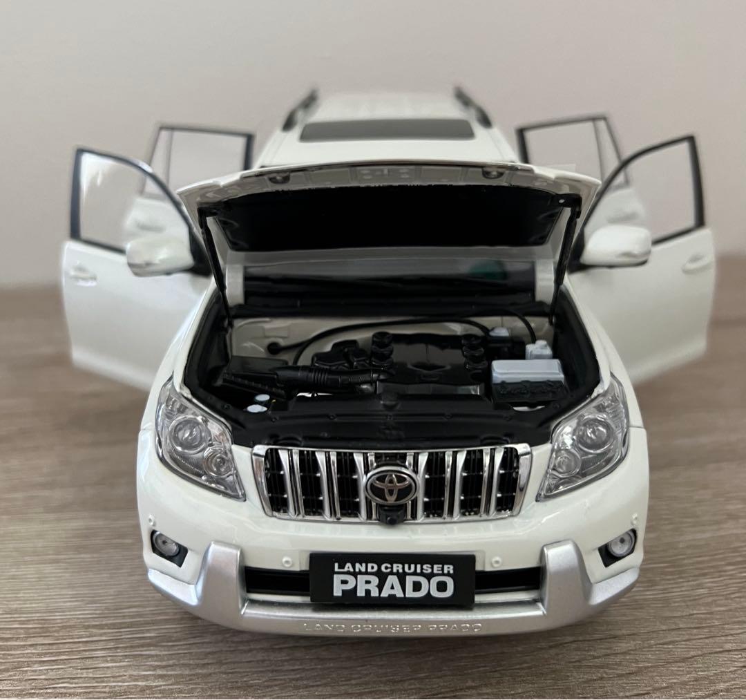 LAND CRUISER PRADOランドクルーザー プラド 1/18