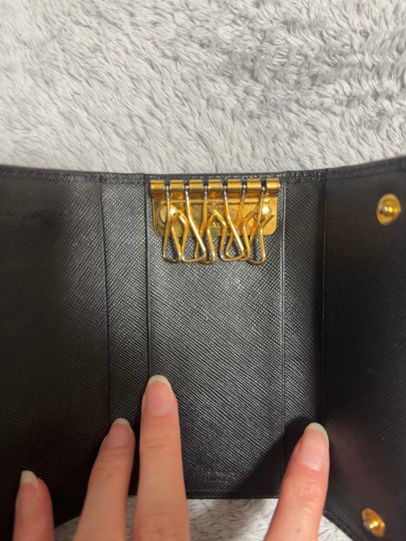 【早い者勝ち】PRADA ブラックリボン レザー キーケース⋆⑅✩*॰¨̮