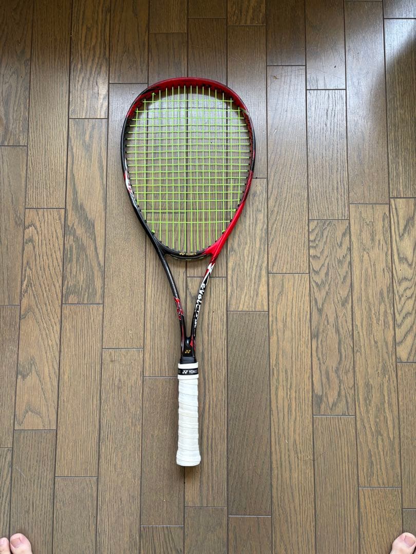 【美品】YONEX ナノフォース８Ｖレブ　ソフトテニスラケット