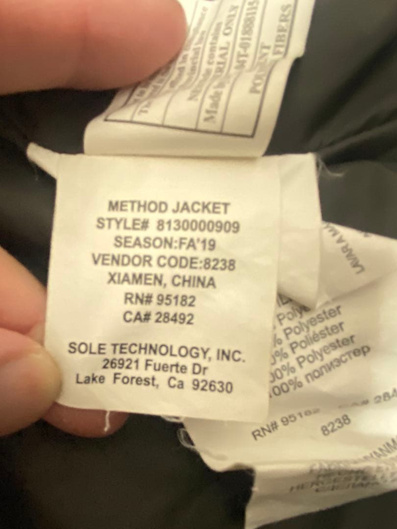 thirtytwo スノーボードウェア　ジャケット