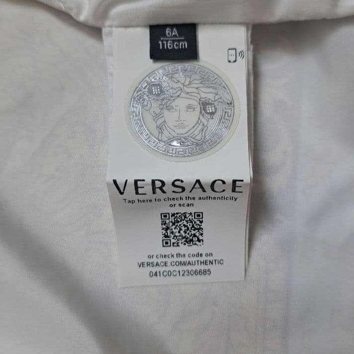 VERSACE 　パーカー　6A(116㎝)