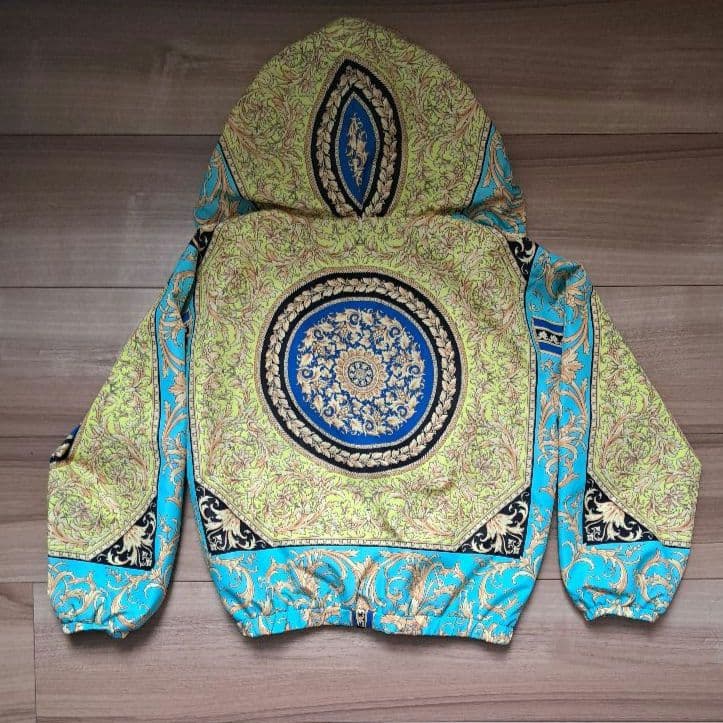 VERSACE 　パーカー　6A(116㎝)