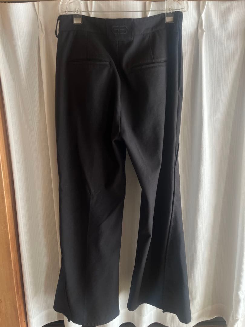 goat essence tuck flare pants サイズ3
