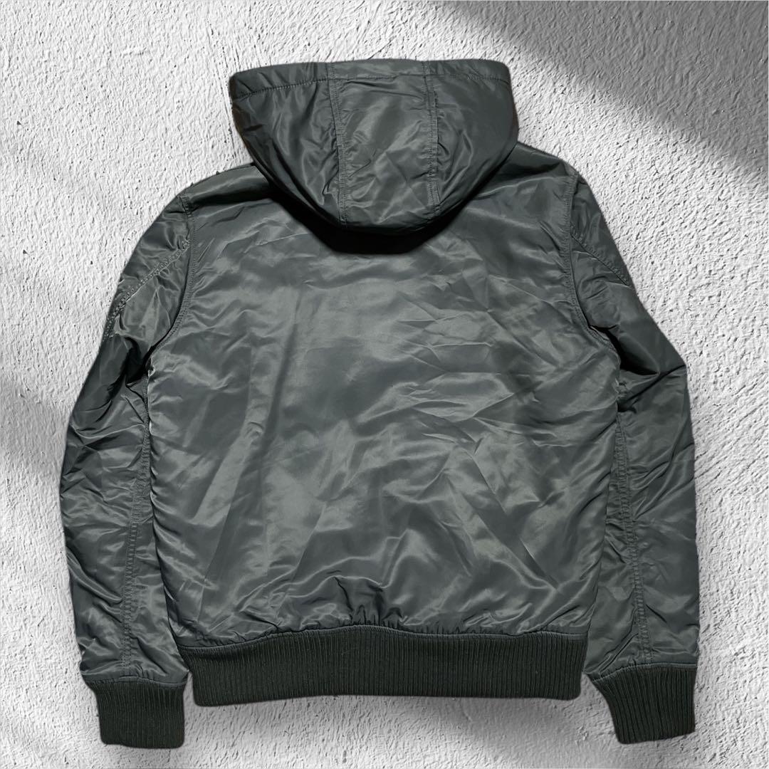 ALPHA INDUSTRIES フード付　ジャケット　ma-1 L