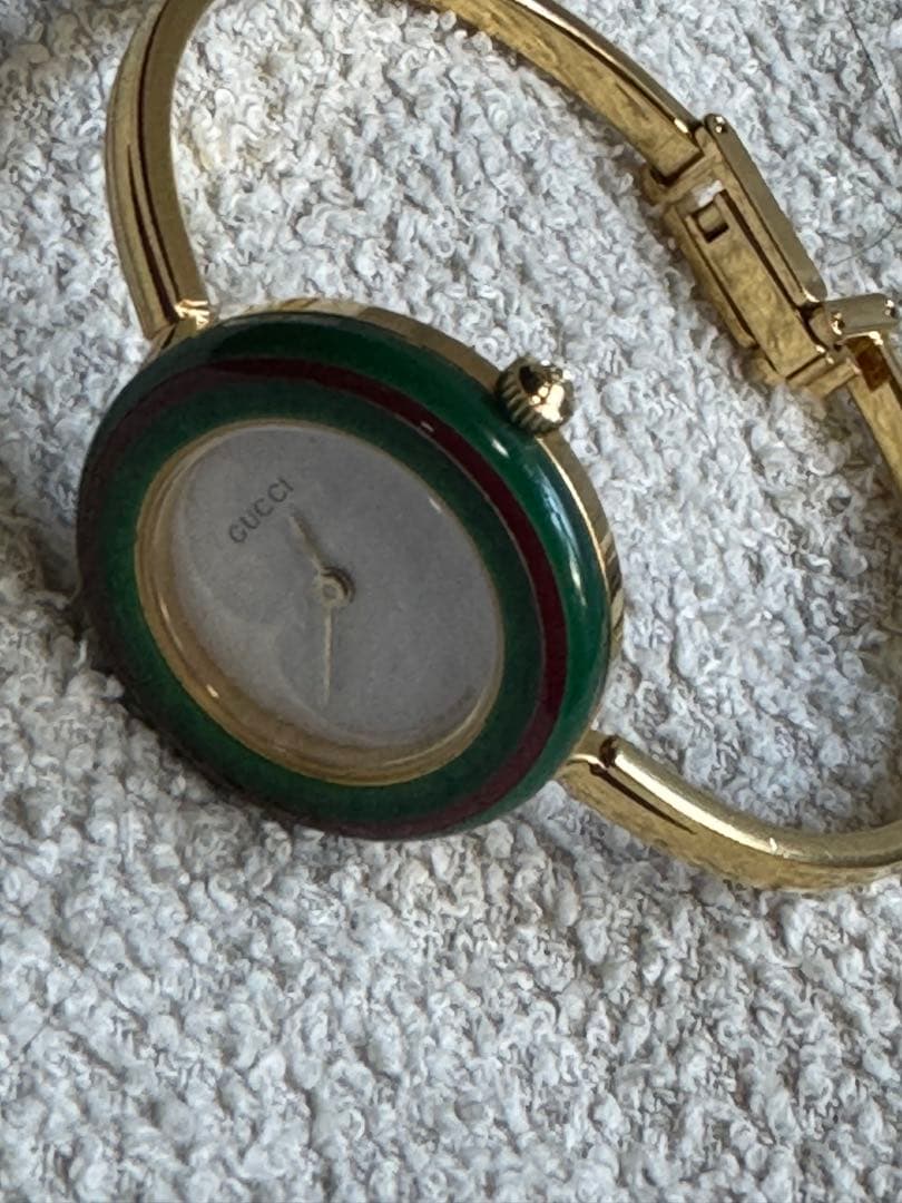 12/31電池交換済　美品　貴重GUCCI チェンジベゼル バングルウォッチ