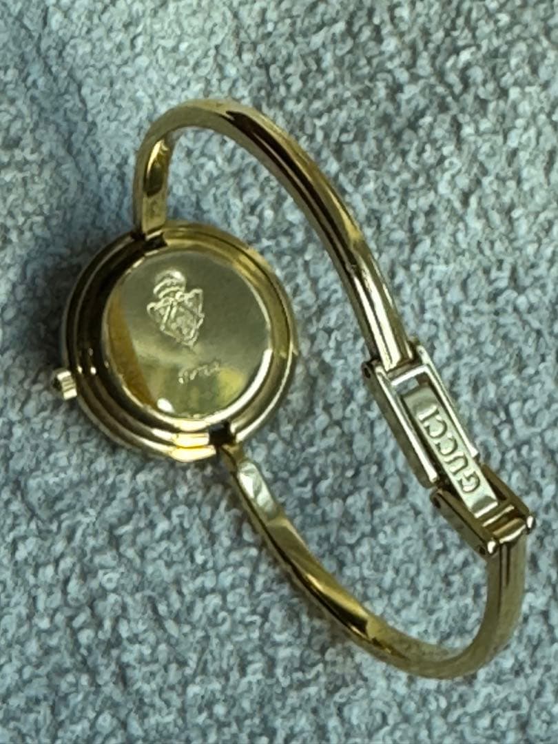 12/31電池交換済　美品　貴重GUCCI チェンジベゼル バングルウォッチ