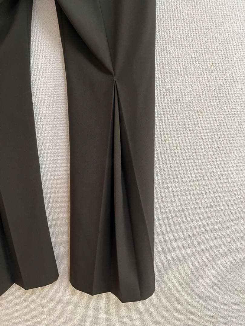 8chiさま専用　CLANE　BACK PLEATS FLARE PANTS