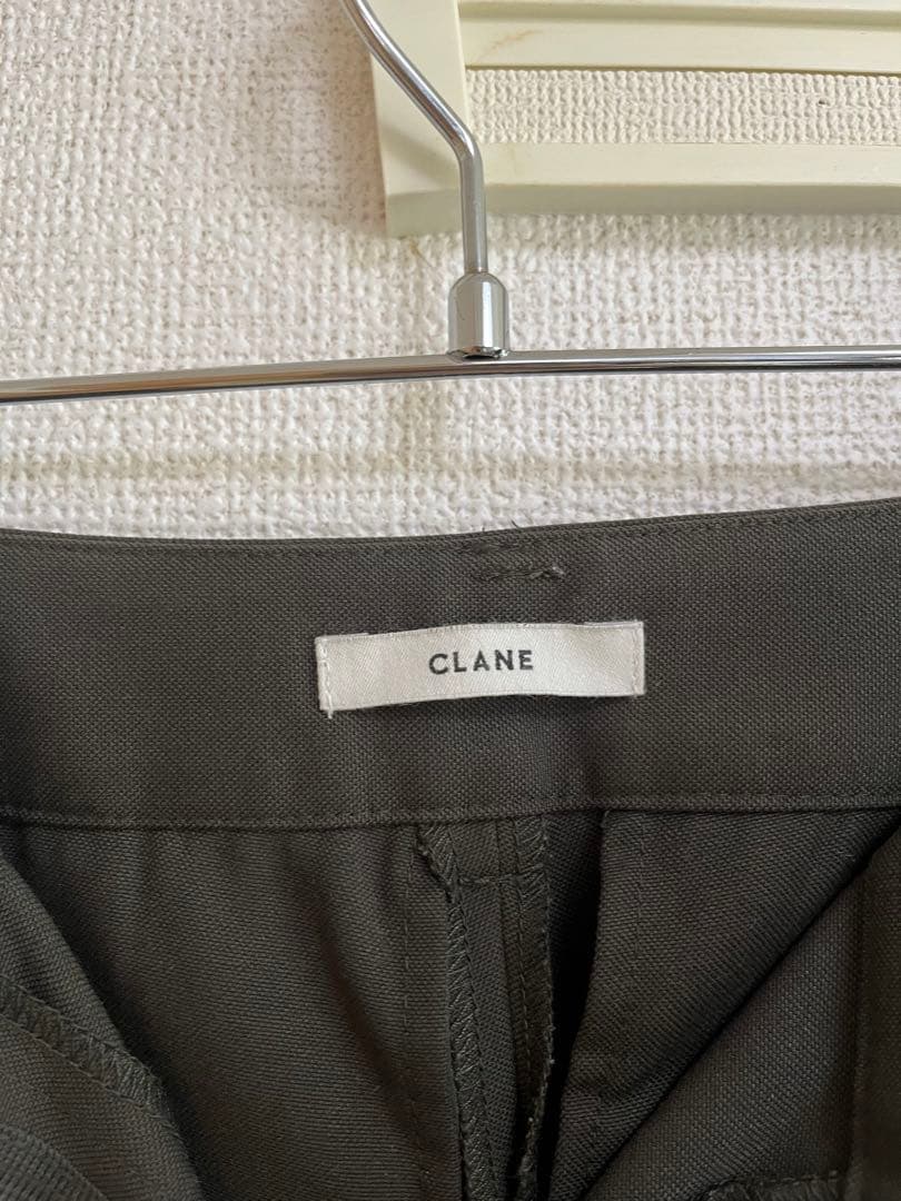 8chiさま専用　CLANE　BACK PLEATS FLARE PANTS