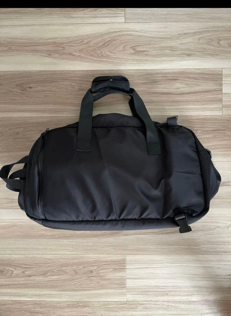 LYFT BORN TO LYFT ボストンバッグ