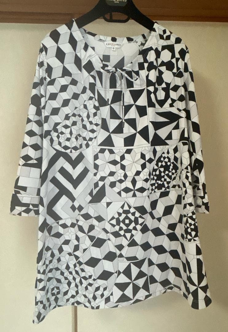 ⭐︎LEONARD⭐︎ 幾何学模様 五分袖チュニック 40（L）