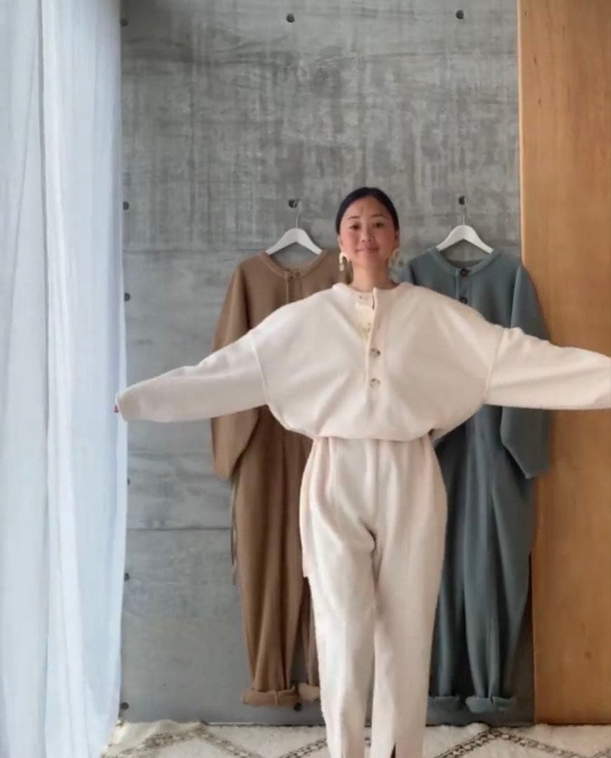 KiiRA エコボア ベージュ オールインワン