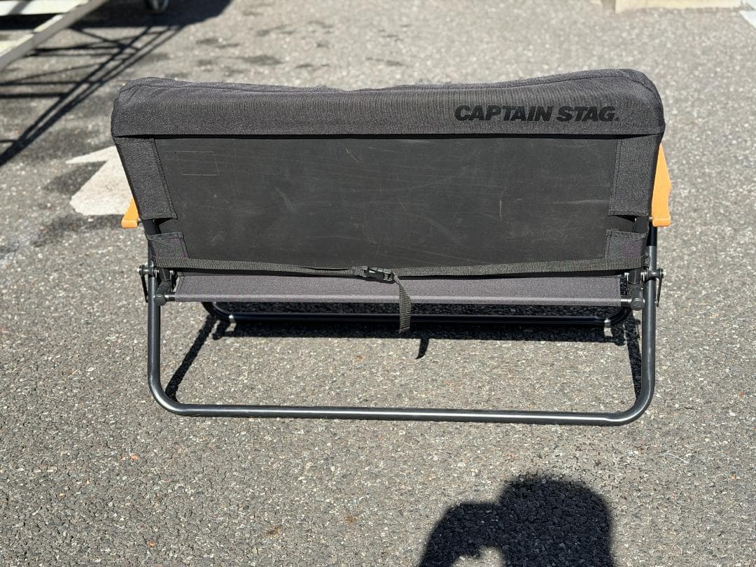 クッション付き2人掛けアウトドアベンチ