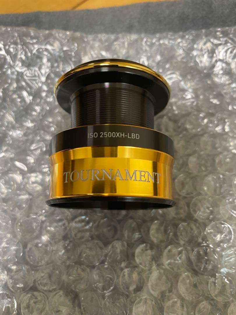 ダイワ22トーナメントISO 2500XH-LBD 純正スプール未使用