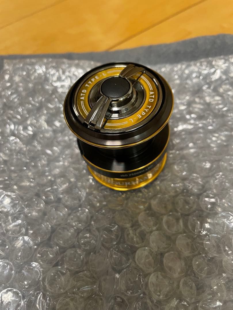 ダイワ22トーナメントISO 2500XH-LBD 純正スプール未使用
