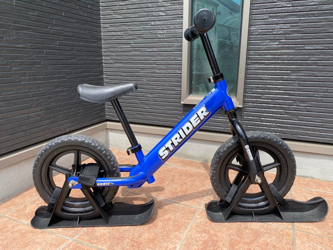 ストライダー　クラシック　12 strider ブルー