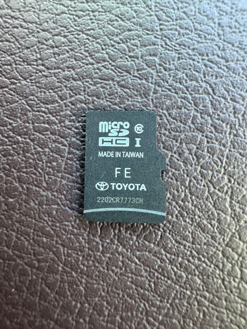 トヨタ08675-0BG32 2025年12月更新済み　2026年11月迄更新可