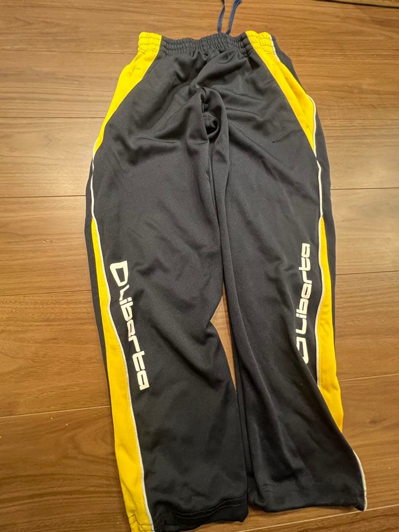 145cmリベルタ サッカージャージ