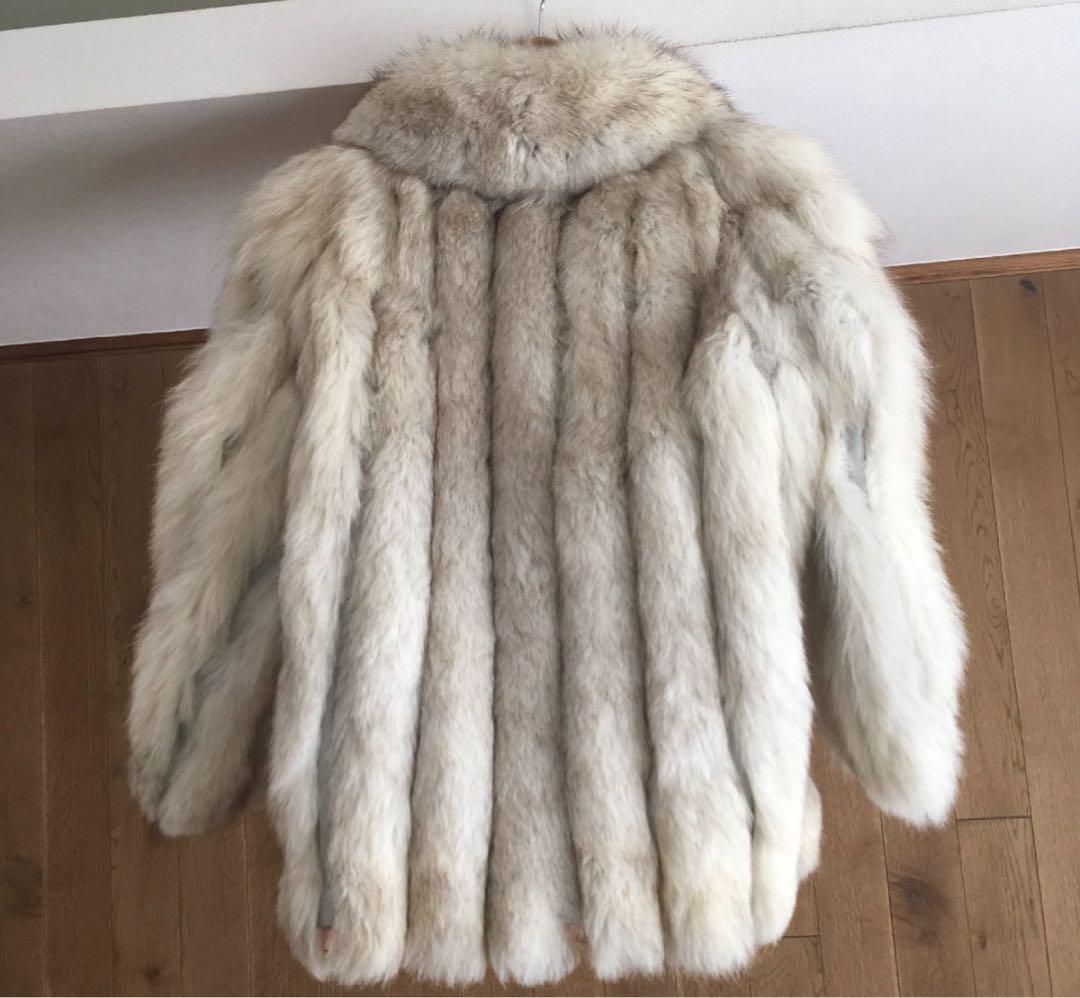 SAGA FOX サガフォックス　　毛皮 フォックス　　　ファー　コート