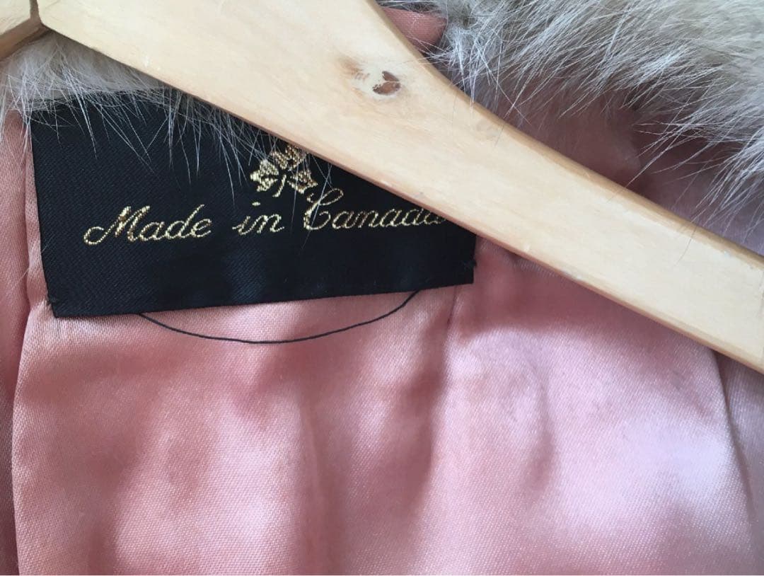 SAGA FOX サガフォックス　　毛皮 フォックス　　　ファー　コート