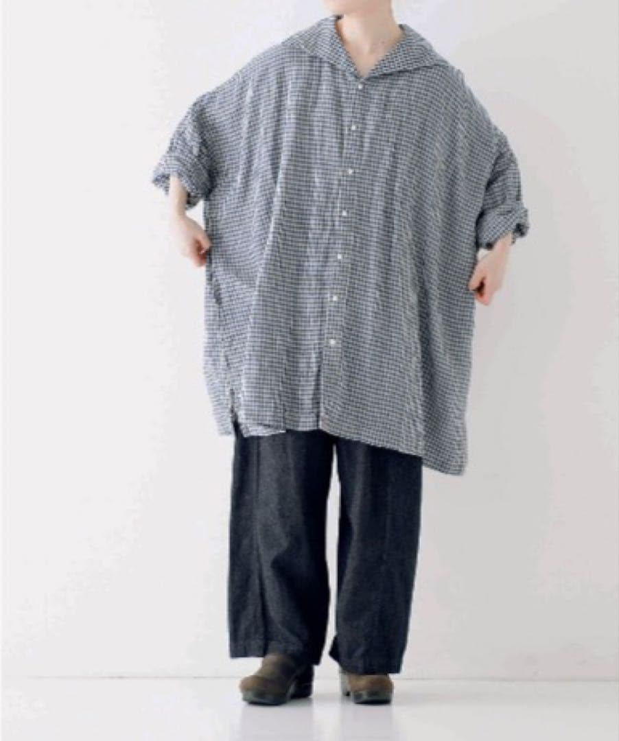 ネストローブ・リネンギンガムウィングカラービッグシャツ（ネイビー）店舗限定