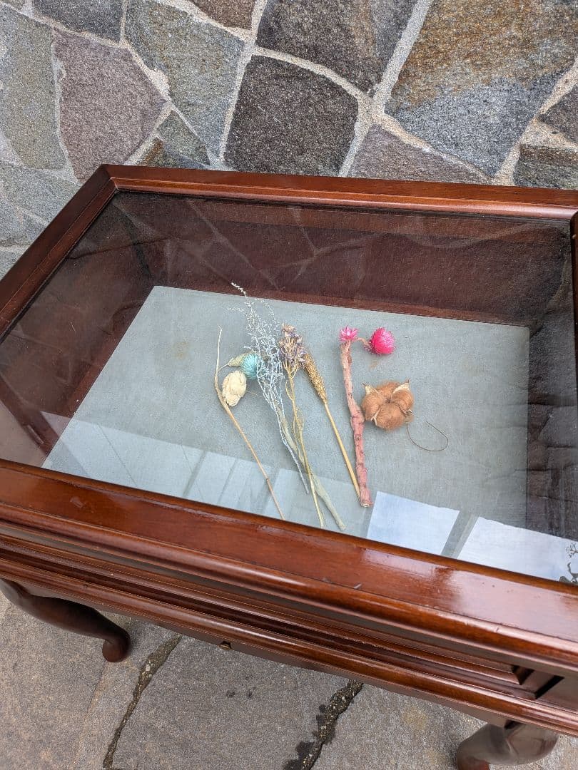 猫脚ガラスディスプレイテーブル ショーケース　最終値下げ