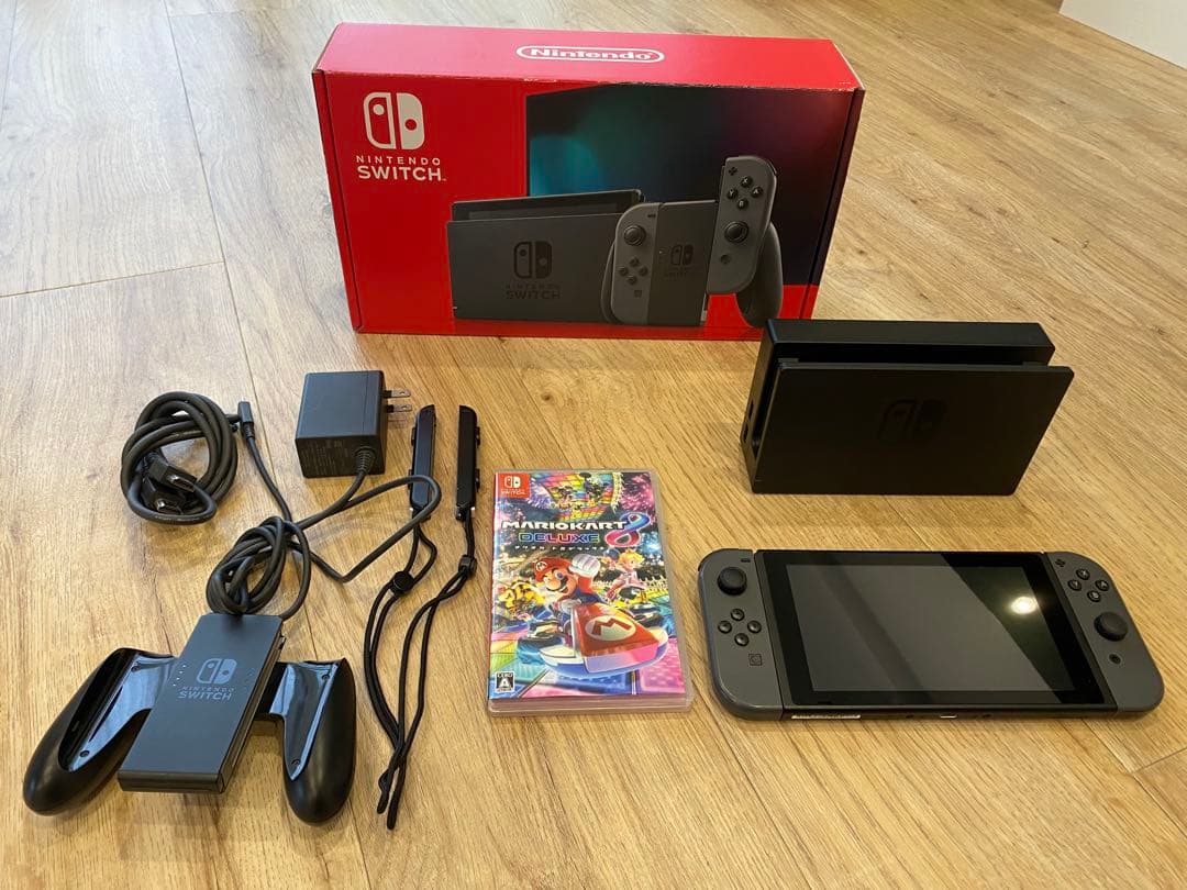Nintendo Switch 本体 + 付属品セット　　マリオカート8