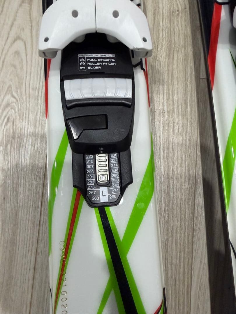 ショートカービングスキー　ビンディング付き