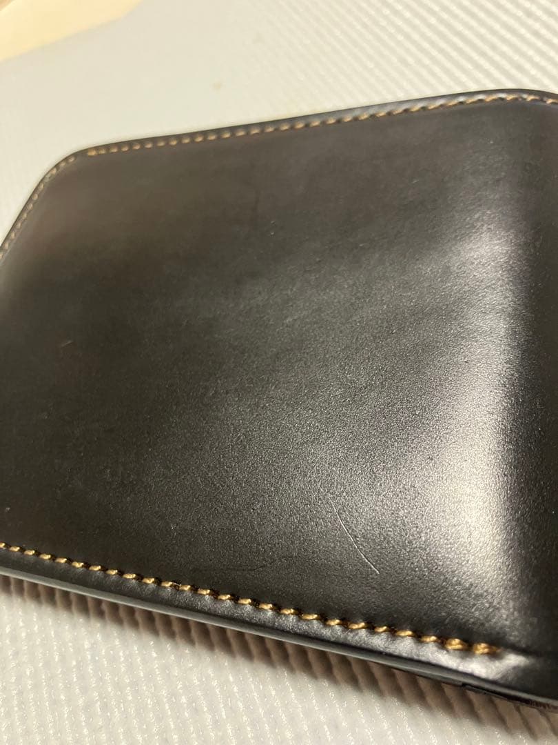 WILDSWANS 二つ折り財布 ウィングス ブラック&バーガンディー