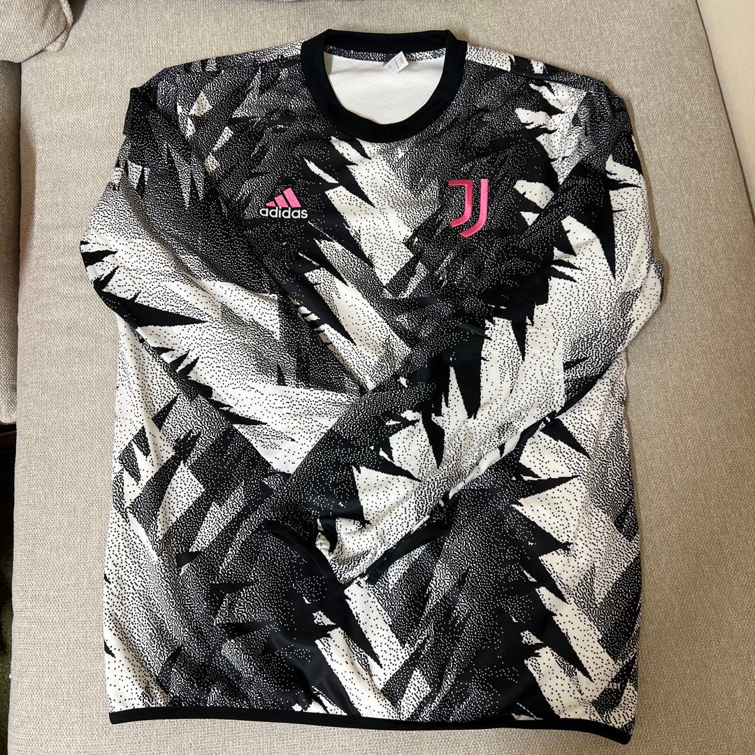 ユベントス プレマッチシャツ ホワイトｘブラック22-23/セリエＡ/