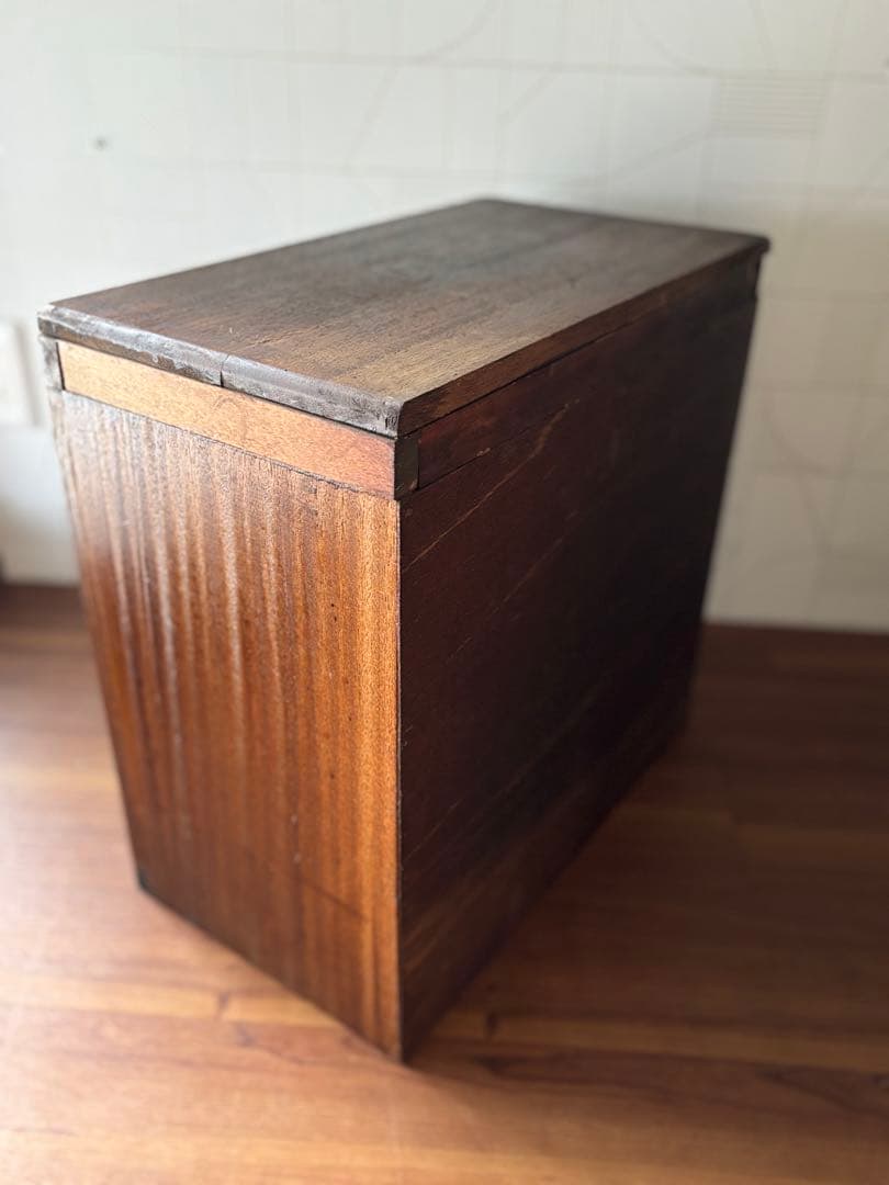 ロ*コ様 古道具　飾り棚　卓上引き戸付きキャビネット