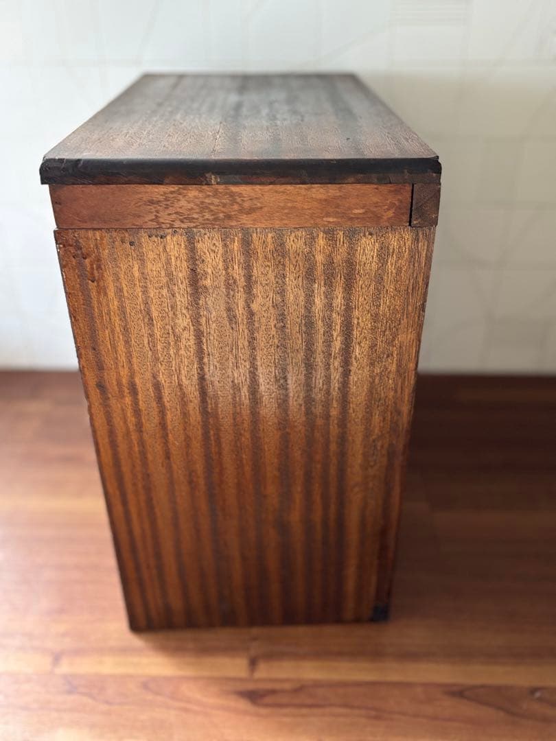 ロ*コ様 古道具　飾り棚　卓上引き戸付きキャビネット