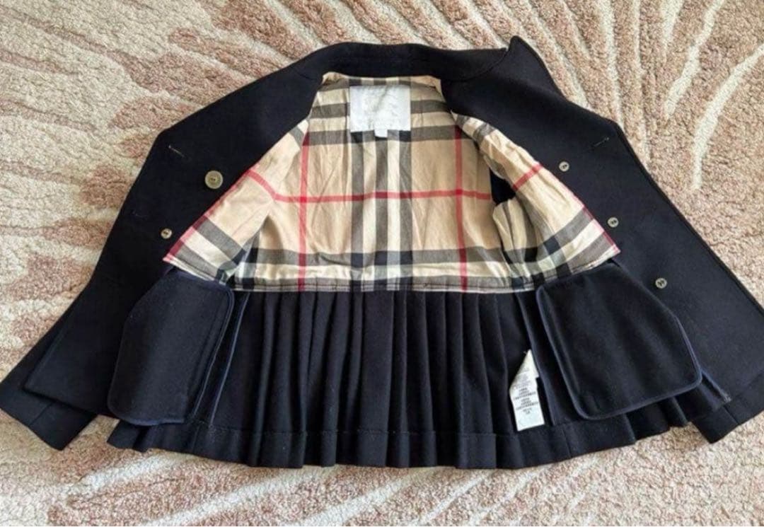 ★美品★ 【Burberry】バーバリーダッフルコート　ネイビー　8Y 128