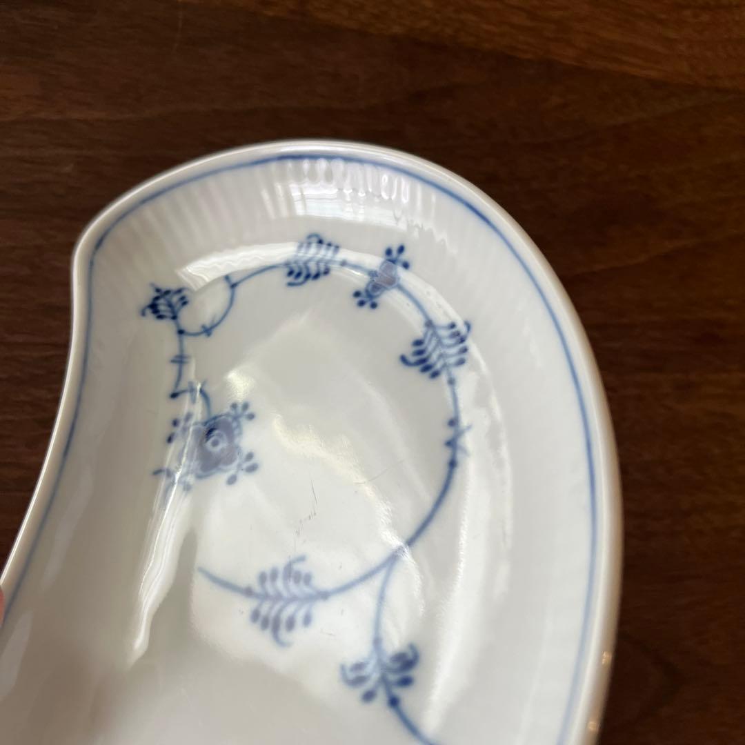 ロイヤルコペンハーゲン ブルーフルーテッドプレイン　クレセント　お皿2枚セット