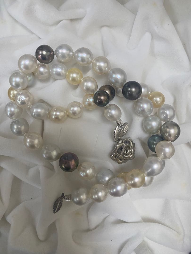 真珠 ネックレス シルバー チャーム付き