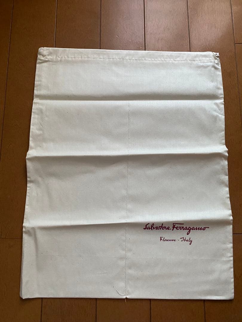 Ferragamo フェラガモVARINA バレエシューズ　黒×白　6.5 D