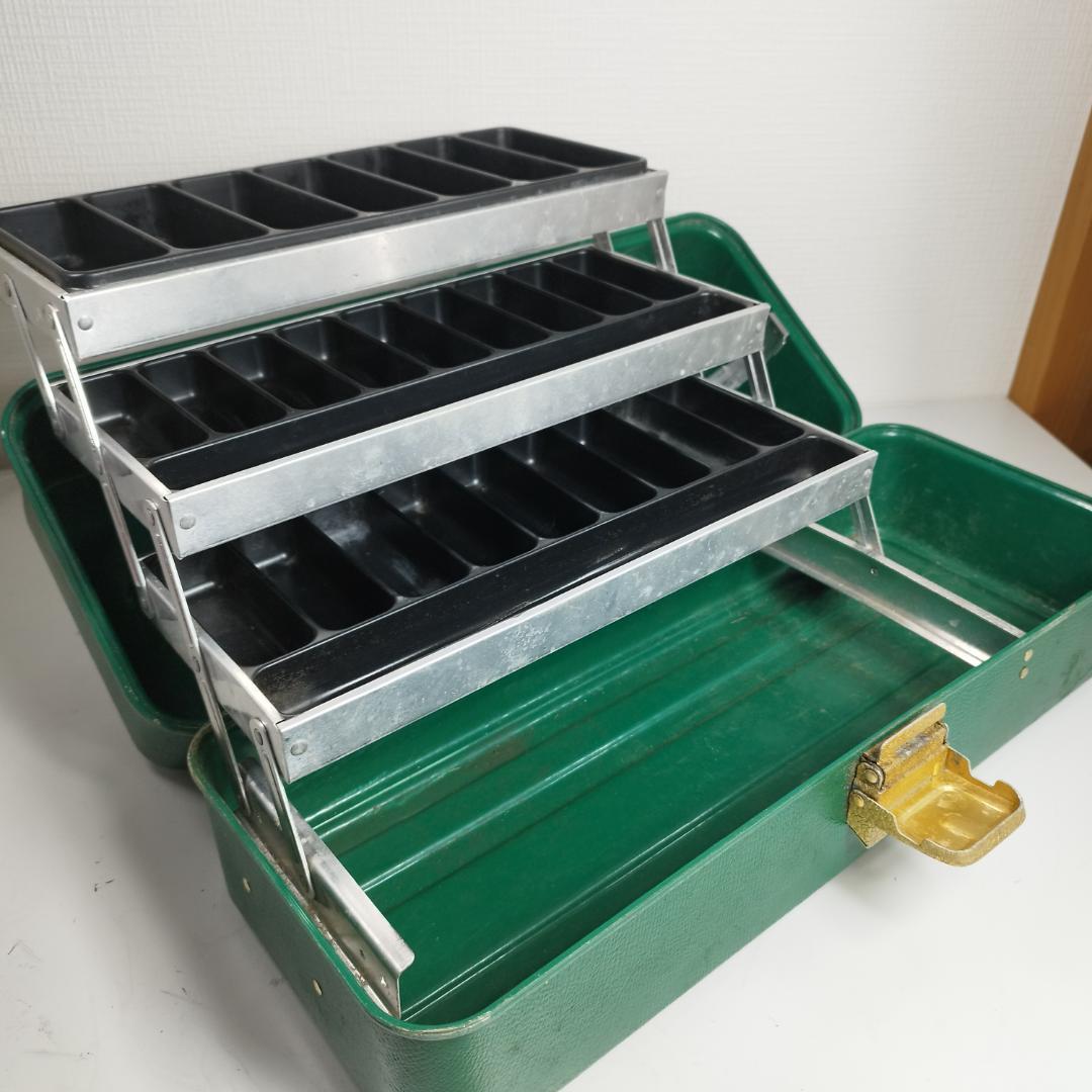 UMCO タックルボックス 173 釣り アムコ US 海外 ビンテー IESA