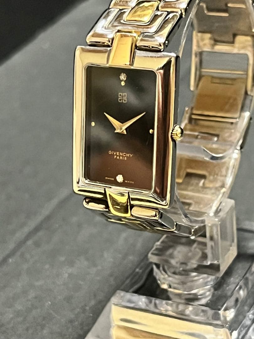 ★超絶美品　ジバンシー SS 石付　ブラック文字盤 レディース腕時計　動作良好