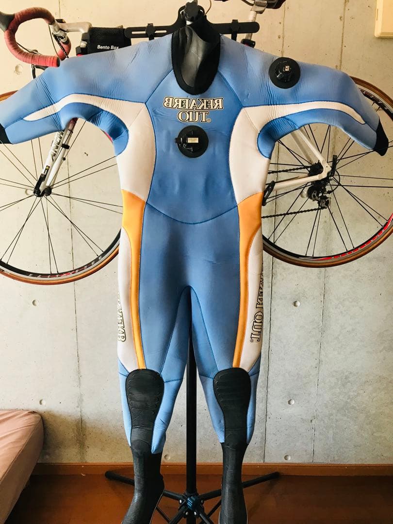 スキューバダイビング　メンズ　ドライスーツ