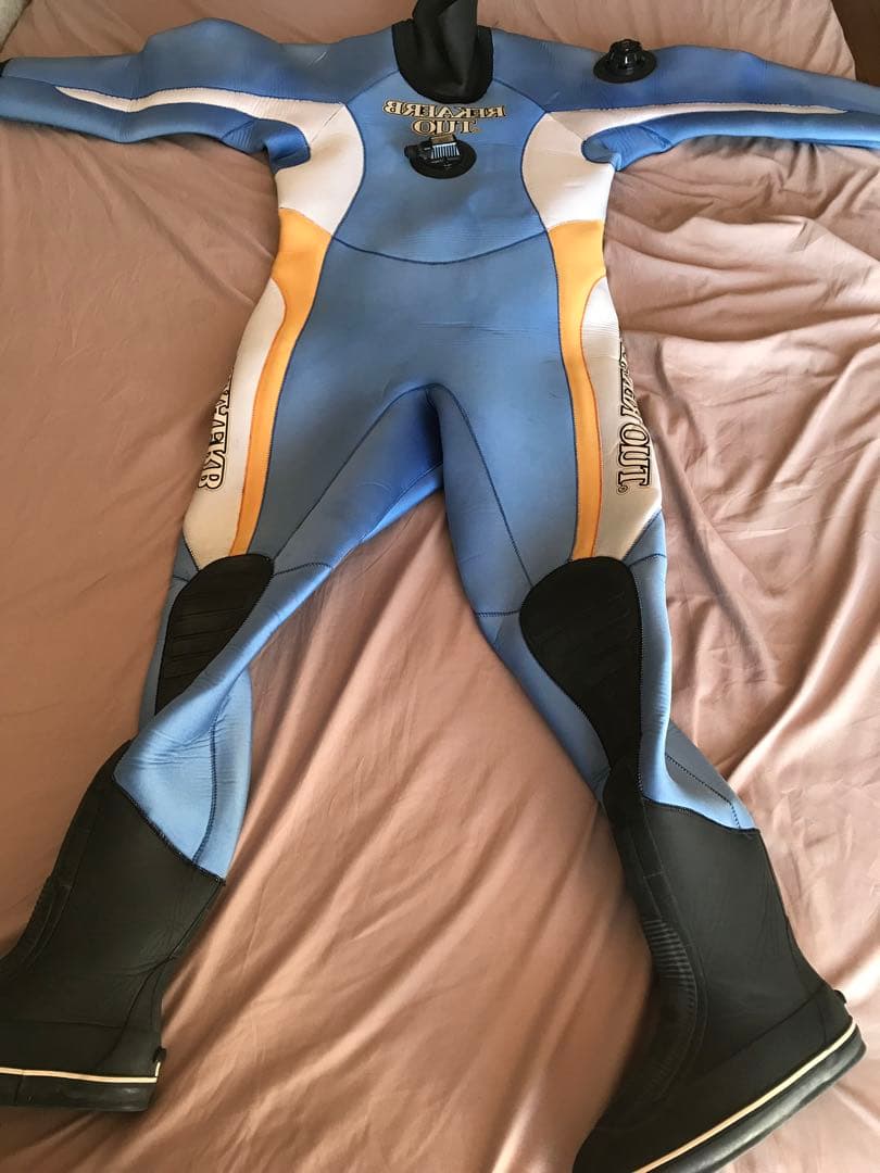スキューバダイビング　メンズ　ドライスーツ