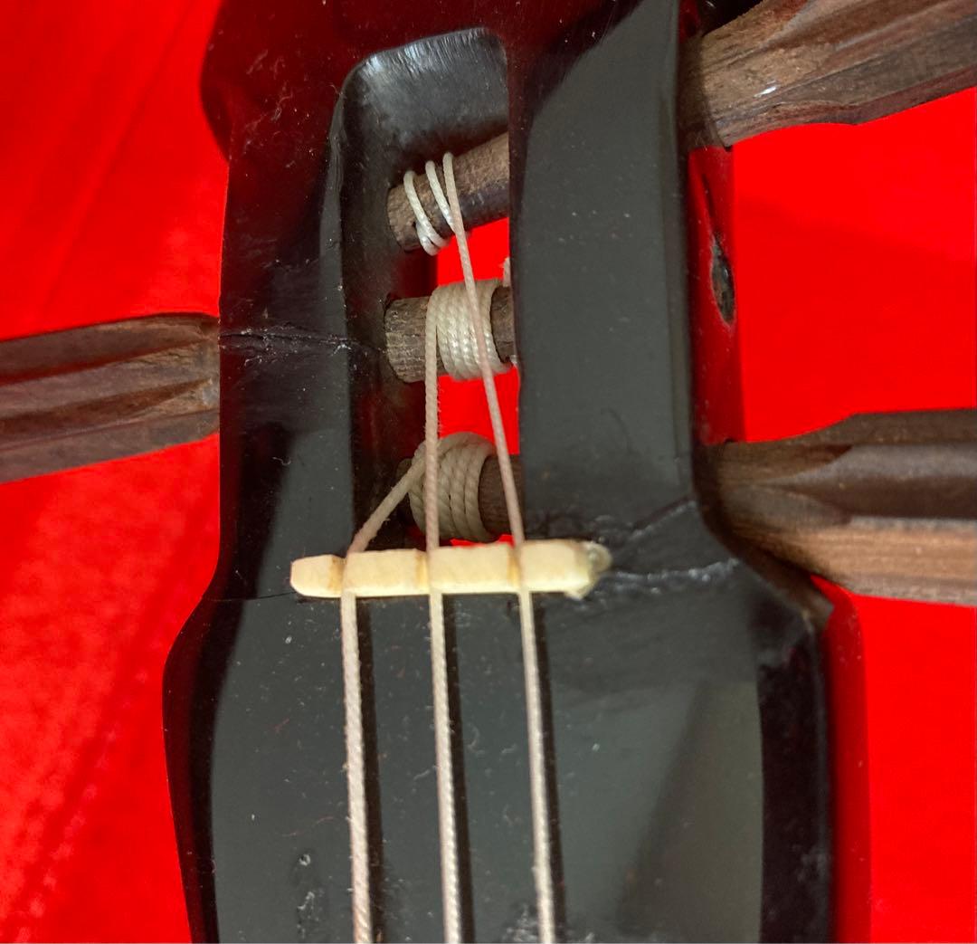 沖縄三味線　蛇皮　ケース付き　三板　工工四集