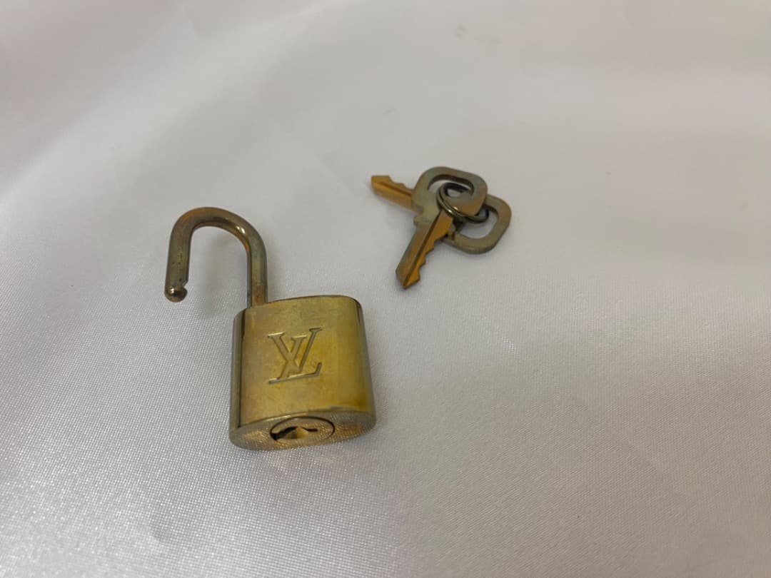 18日まで値下げ ルイヴィトンモノグラムキーポルバンドリエール60 M41412