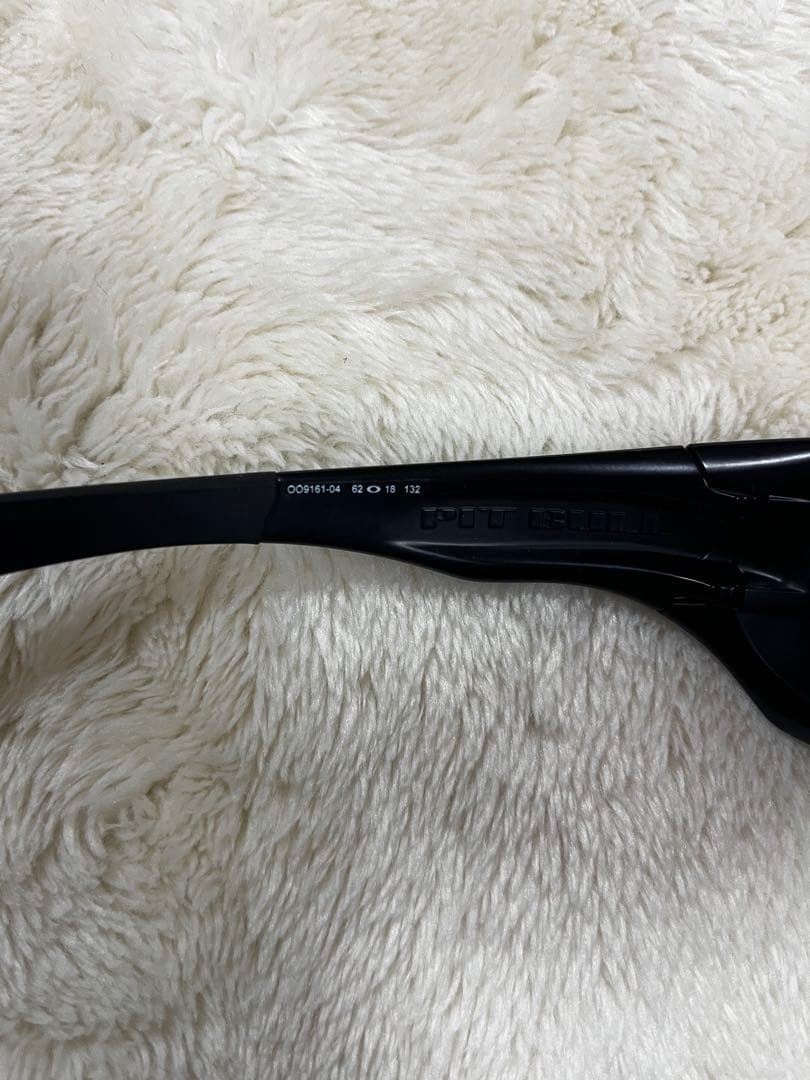 オークリー　サングラス　ＰＩＴ　ＢＵＬＬ