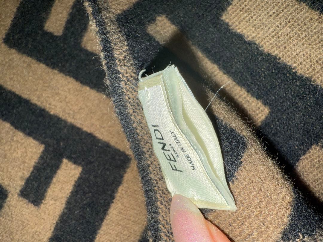 FENDI フェンディ　ズッカ柄　マフラー