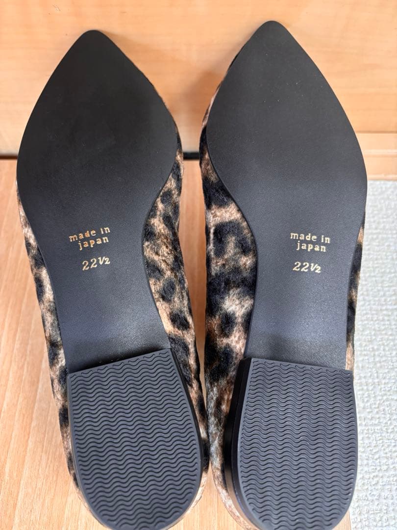 美品！BAILAモデル絵美里さんコラボ ルタロン レオパードポインテッドパンプス