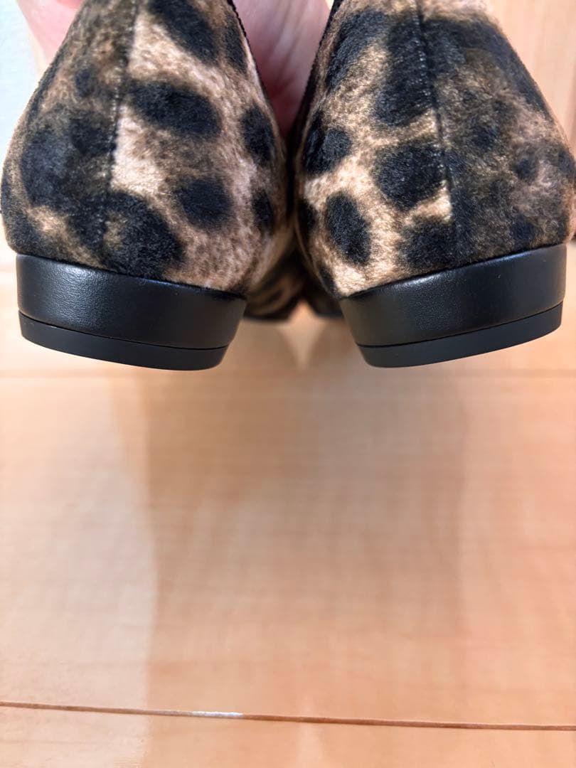 美品！BAILAモデル絵美里さんコラボ ルタロン レオパードポインテッドパンプス