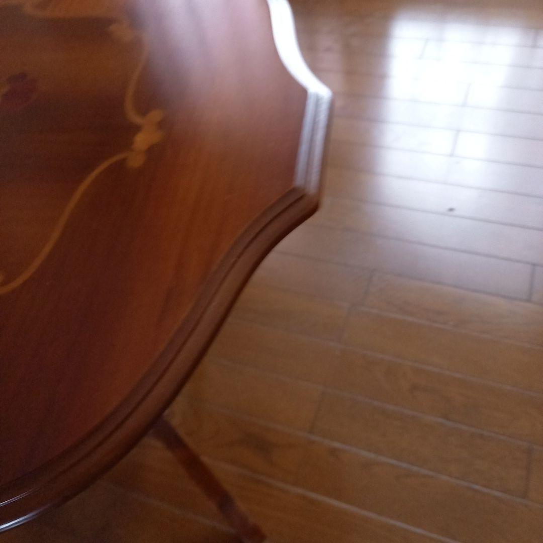 ダークブラウン八角形木製テーブル　花のインレイ￥8500送料込み