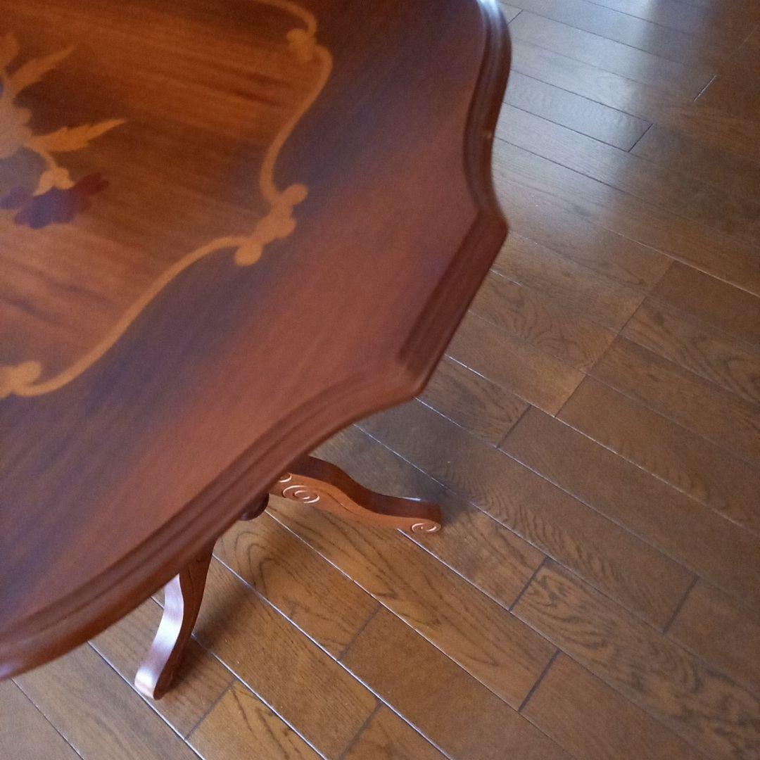 ダークブラウン八角形木製テーブル　花のインレイ￥8500送料込み